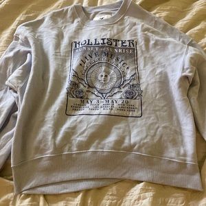 hollister crewneck